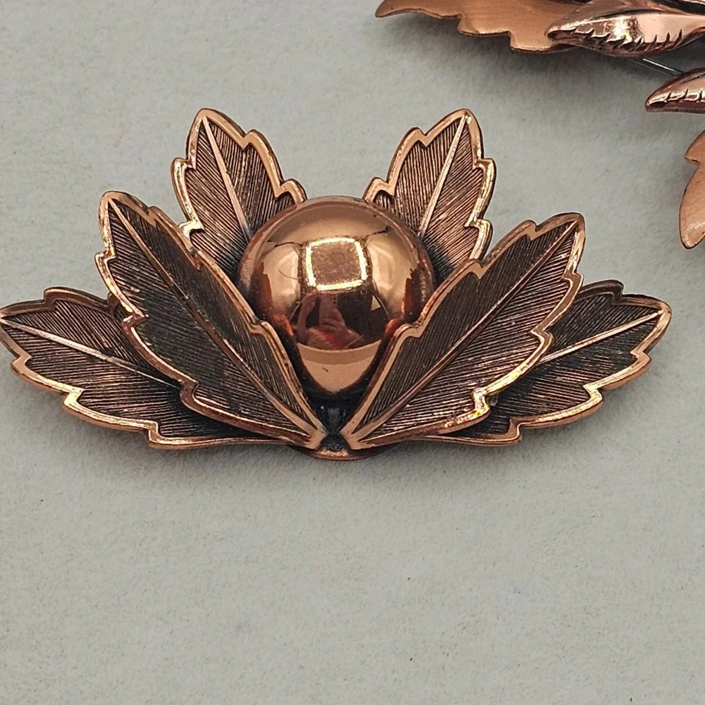 Vintage Copper Brooch Pins 2pc Leaf Botanical MCM Renoir Copper Bell